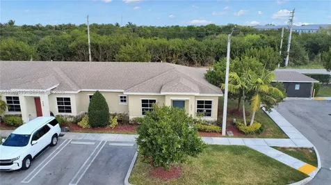 552 NE 5th Way Florida City FL 33034