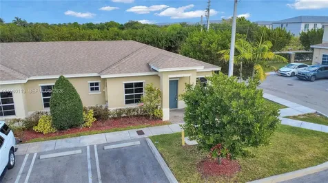 552 NE 5th Way Florida City FL 33034