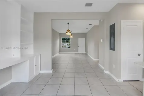 552 NE 5th Way Florida City FL 33034
