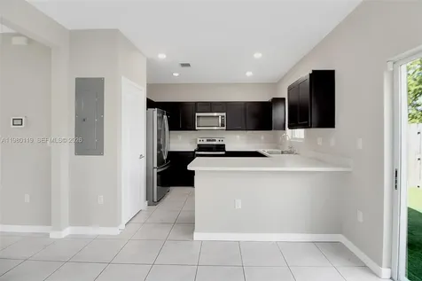 552 NE 5th Way Florida City FL 33034