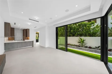 2710 S Le Jeune Road Coral Gables FL 33134