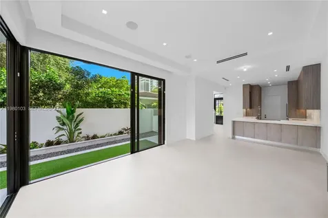 2710 S Le Jeune Road Coral Gables FL 33134