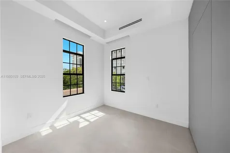 2710 S Le Jeune Road Coral Gables FL 33134