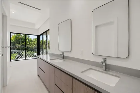 2710 + 2712 S Le Jeune Road Coral Gables FL 33134