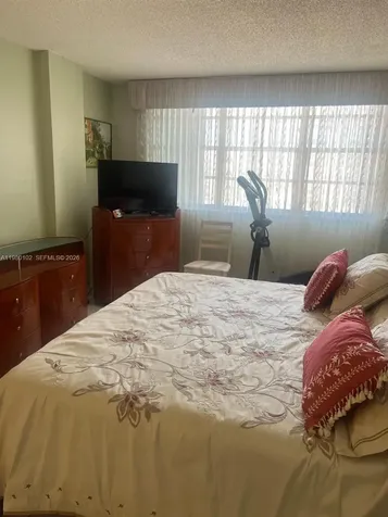 3113 S Ocean Drive Hallandale Beach FL 33009