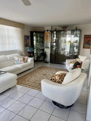 3113 S Ocean Drive Hallandale Beach FL 33009