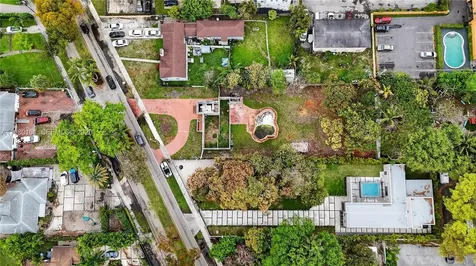 12395 Griffing Boulevard North Miami FL 33161