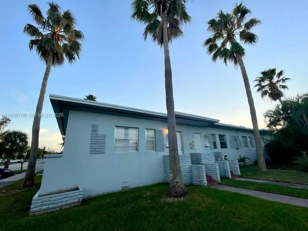 1900 Calais Drive Miami Beach FL 33141