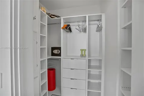 480 NE 31st Street Miami FL 33137