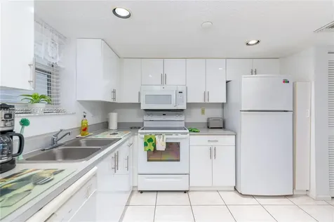 17801 N Bay Road Sunny Isles Beach FL 33160