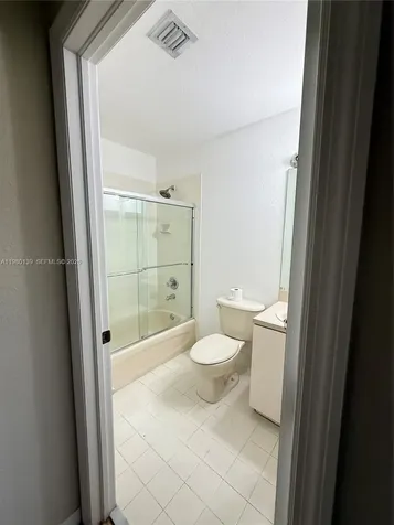 8838 W Flagler Street Miami FL 33174