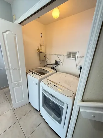 8838 W Flagler Street Miami FL 33174