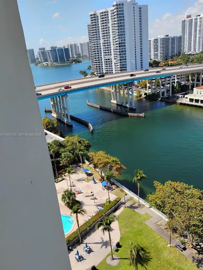 19390 Collins Avenue Sunny Isles Beach FL 33160