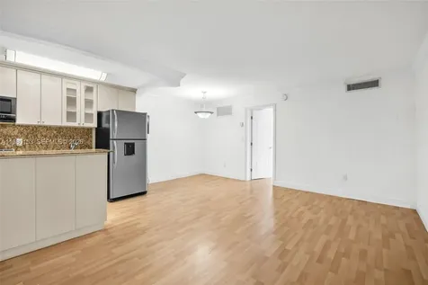 3245 Virginia Street Miami FL 33133