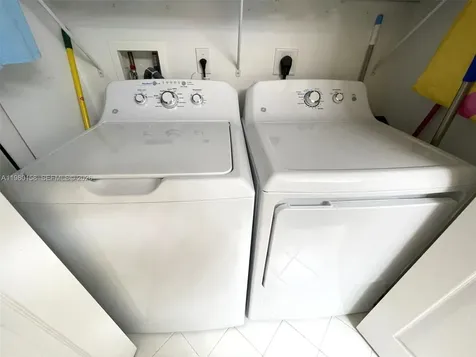 7775 Yardley Drive Tamarac FL 33321