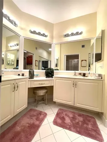 7775 Yardley Drive Tamarac FL 33321