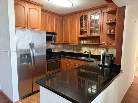 7441 Wayne Avenue Miami Beach FL 33141
