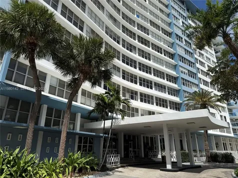 7441 Wayne Avenue Miami Beach FL 33141