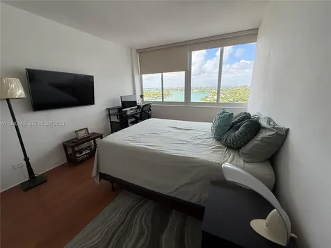 7441 Wayne Avenue Miami Beach FL 33141