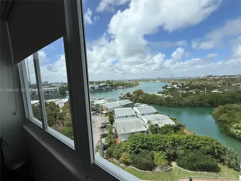 7441 Wayne Avenue Miami Beach FL 33141