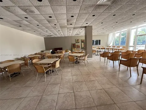 7441 Wayne Avenue Miami Beach FL 33141