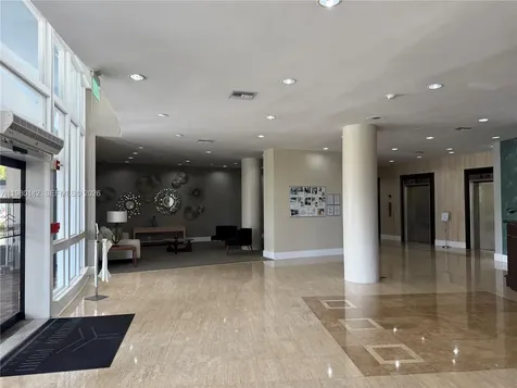 7441 Wayne Avenue Miami Beach FL 33141