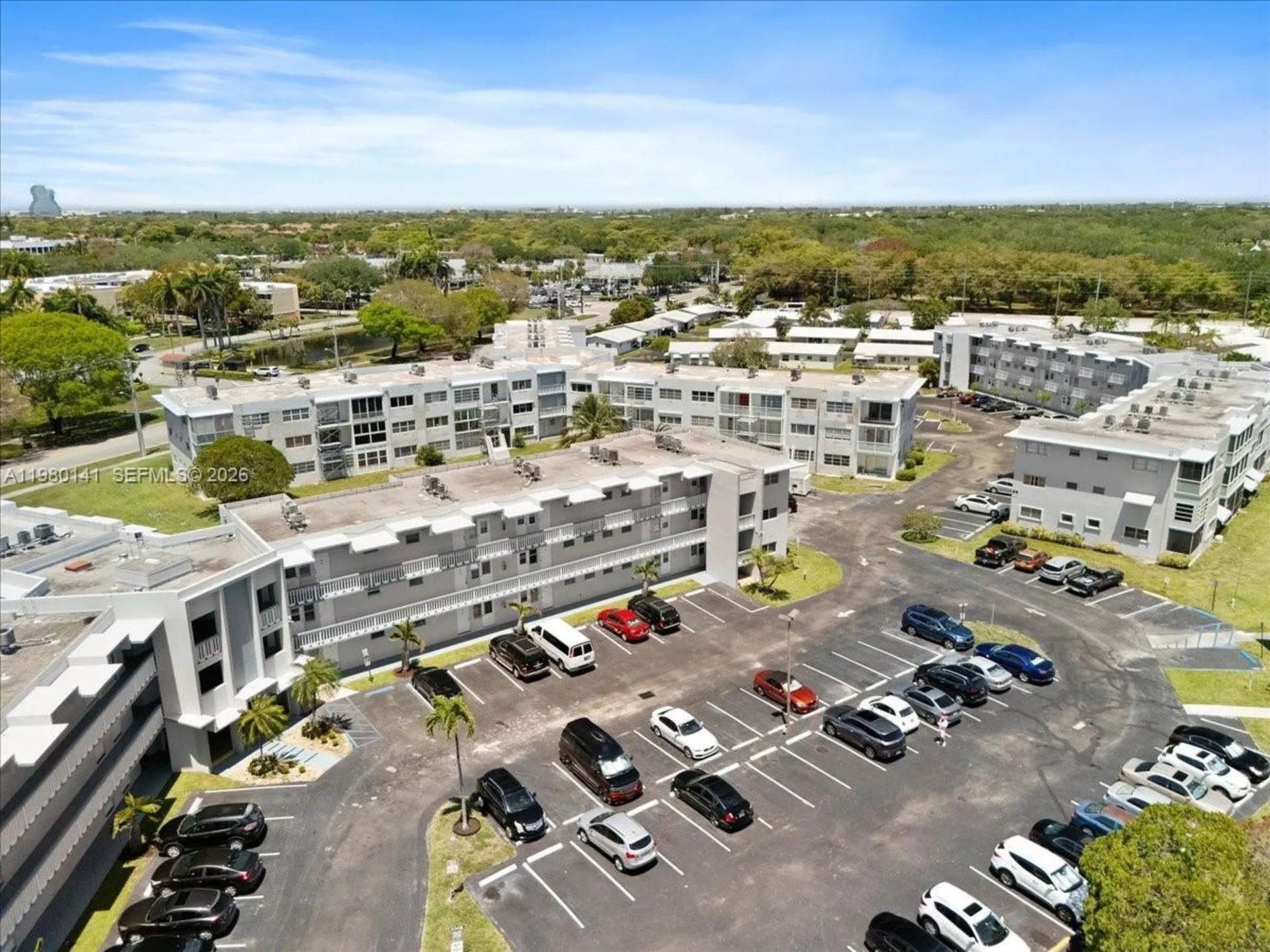 2200 Park Lane Hollywood FL 33021