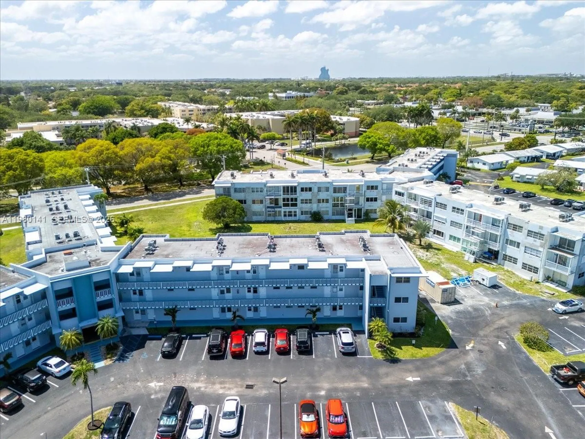 2200 Park Lane Hollywood FL 33021