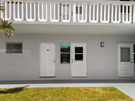 2200 Park Lane Hollywood FL 33021
