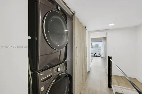 3927 NE 171st Street North Miami Beach FL 33160