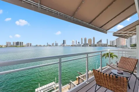 3927 NE 171st Street North Miami Beach FL 33160