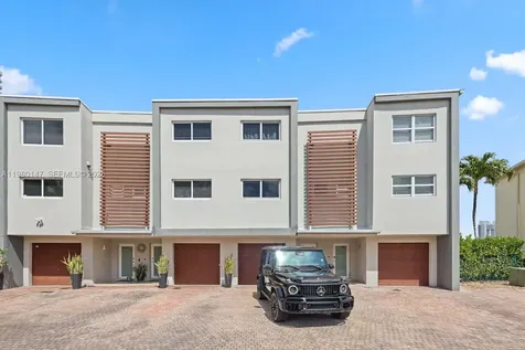 3927 NE 171st Street North Miami Beach FL 33160