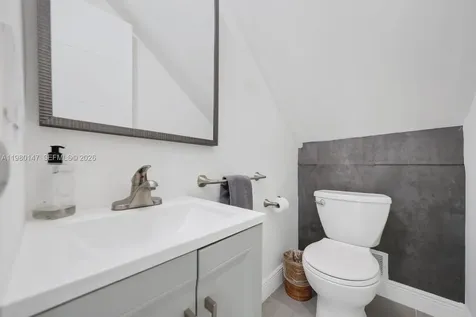 3927 NE 171st Street North Miami Beach FL 33160