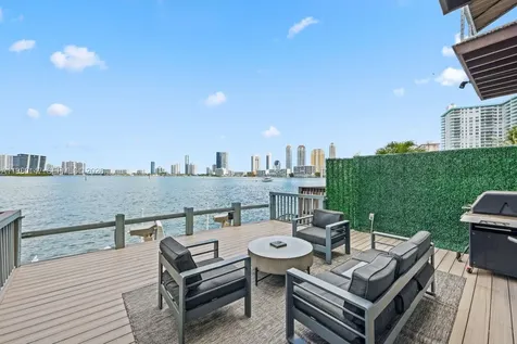3927 NE 171st Street North Miami Beach FL 33160
