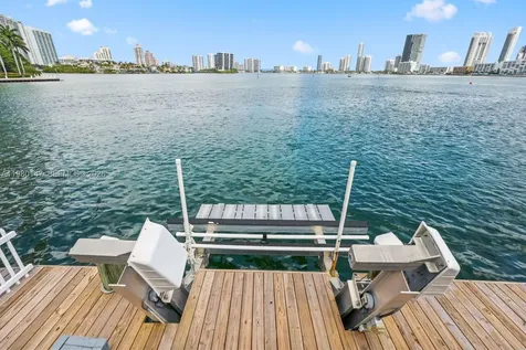 3927 NE 171st Street North Miami Beach FL 33160