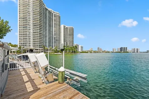 3927 NE 171st Street North Miami Beach FL 33160