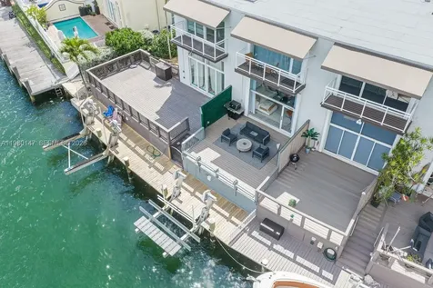 3927 NE 171st Street North Miami Beach FL 33160