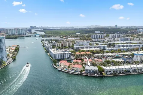 3927 NE 171st Street North Miami Beach FL 33160