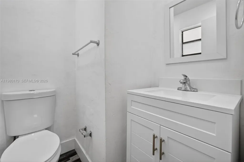 3265 Virginia Street Miami FL 33133