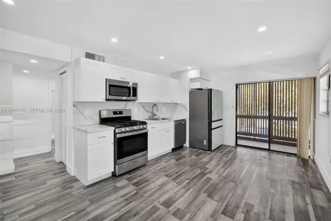 3265 Virginia Street Miami FL 33133