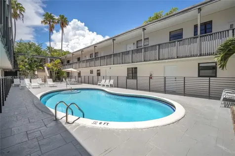 3265 Virginia Street Miami FL 33133