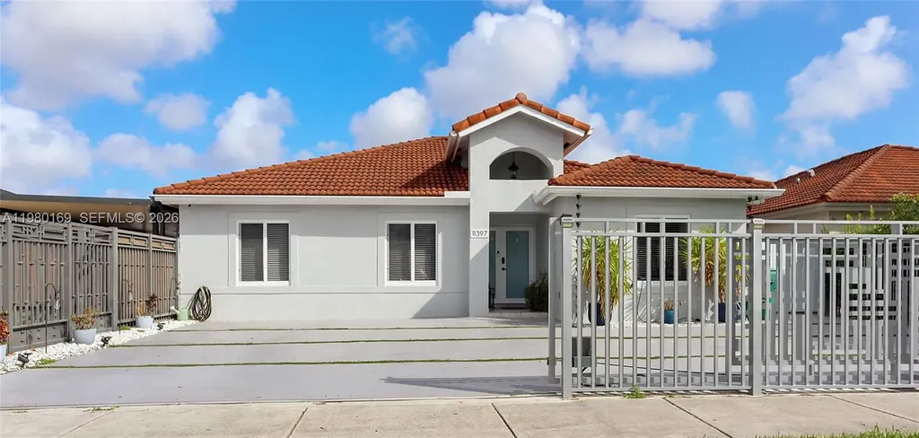 11397 SW 185th Terrace Miami FL 33157