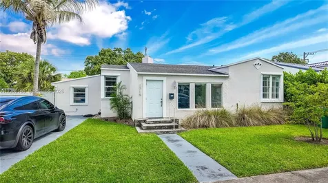 1719 SW 15th Street Miami FL 33145