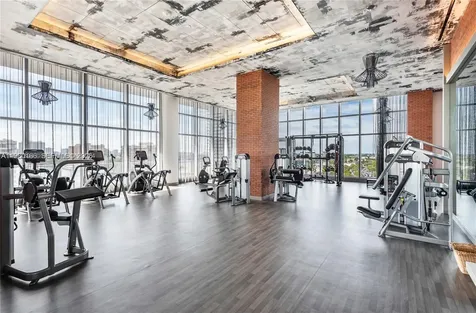 4010 S Ocean Drive Hollywood FL 33019
