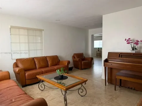 4161 SW 97th Place Miami FL 33165