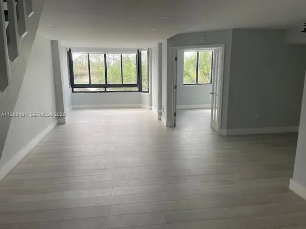 8305 SW 152nd Avenue Miami FL 33193
