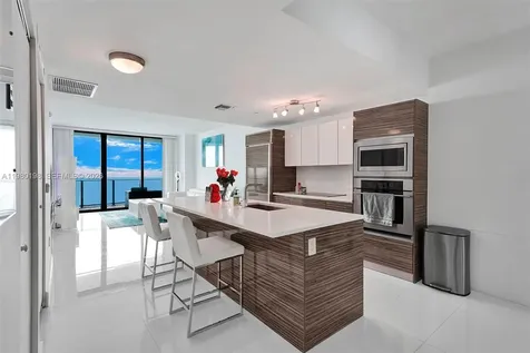 460 NE 28th Street Miami FL 33137