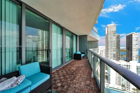 460 NE 28th Street Miami FL 33137