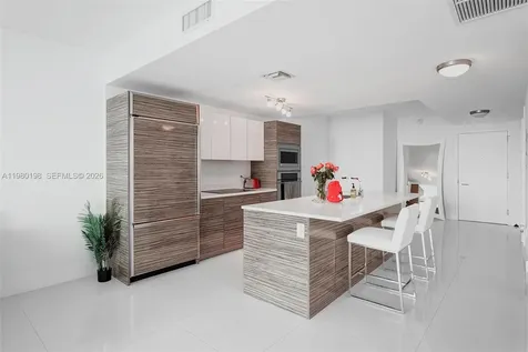 460 NE 28th Street Miami FL 33137
