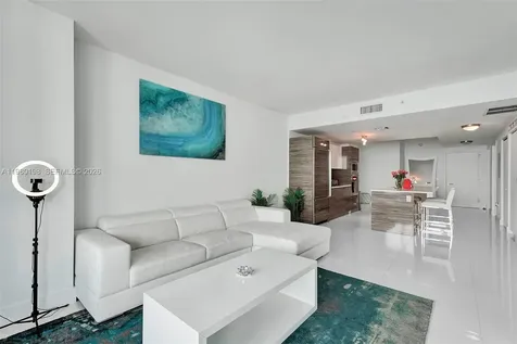 460 NE 28th Street Miami FL 33137